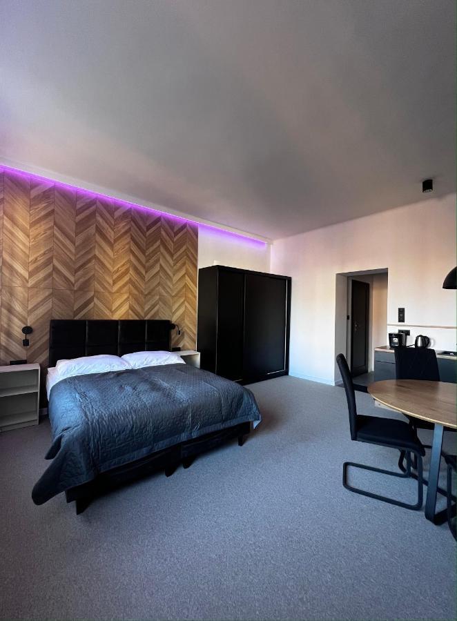 Gamler Apartments By Letrent Zyrardow Esterno foto